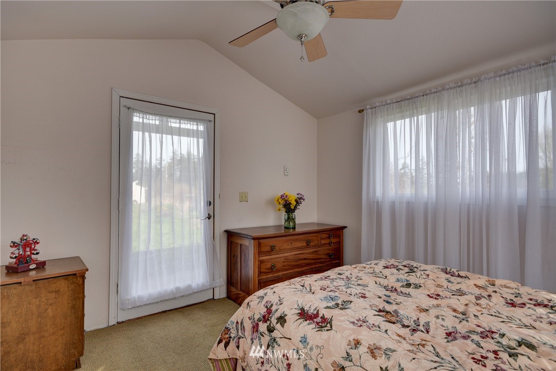 2256 Zylstra Road Oak Harbor, WA 98277 - Photo 14 of 25 Gallery Image 14