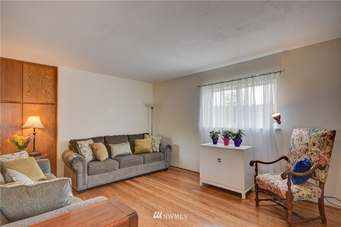 2256 Zylstra Road Oak Harbor, WA 98277 - Photo 4 of 25 Gallery Image 4