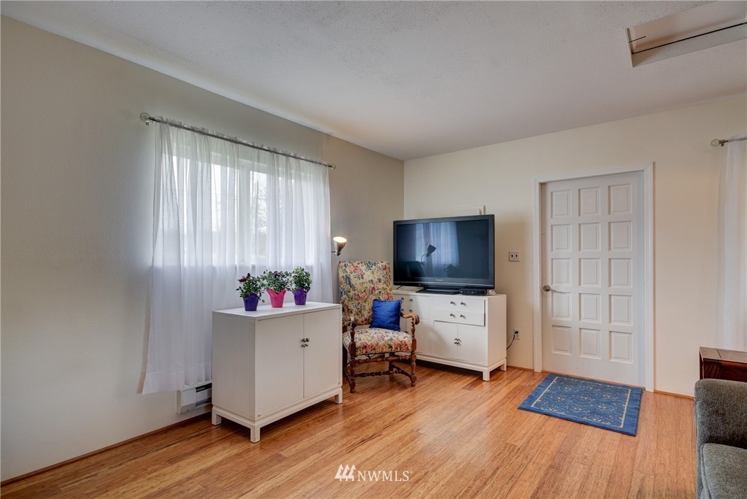 2256 Zylstra Road Oak Harbor, WA 98277 - Photo 6 of 25 Gallery Image 6