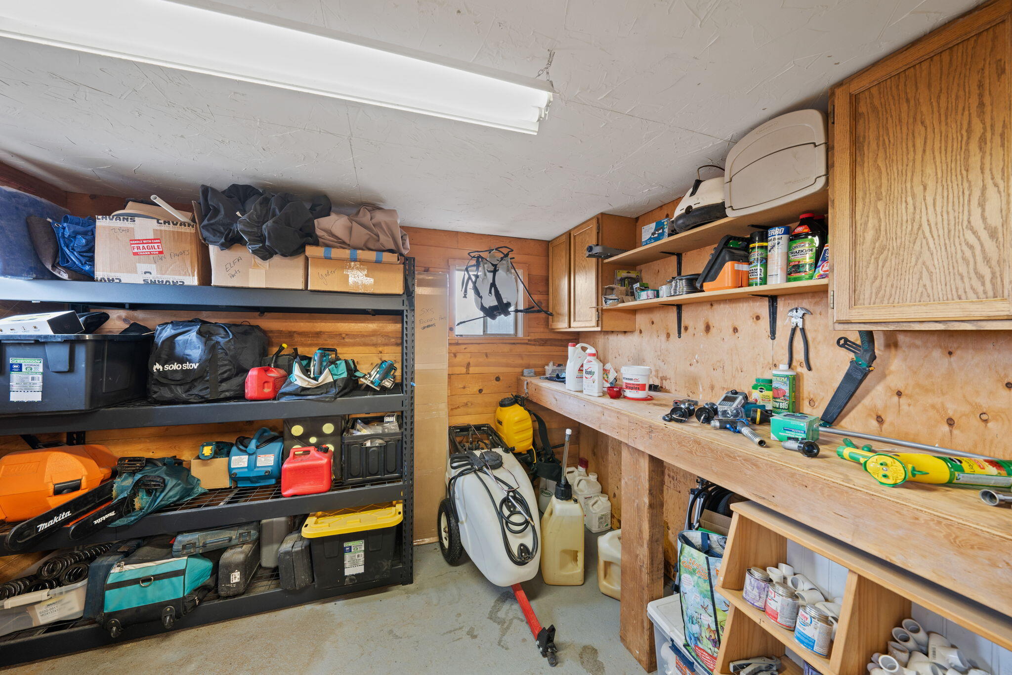 64835 Hunnell Road Bend, OR 97703 - Photo 63 of 110 104-web-or-mls-Riley Visuals-65