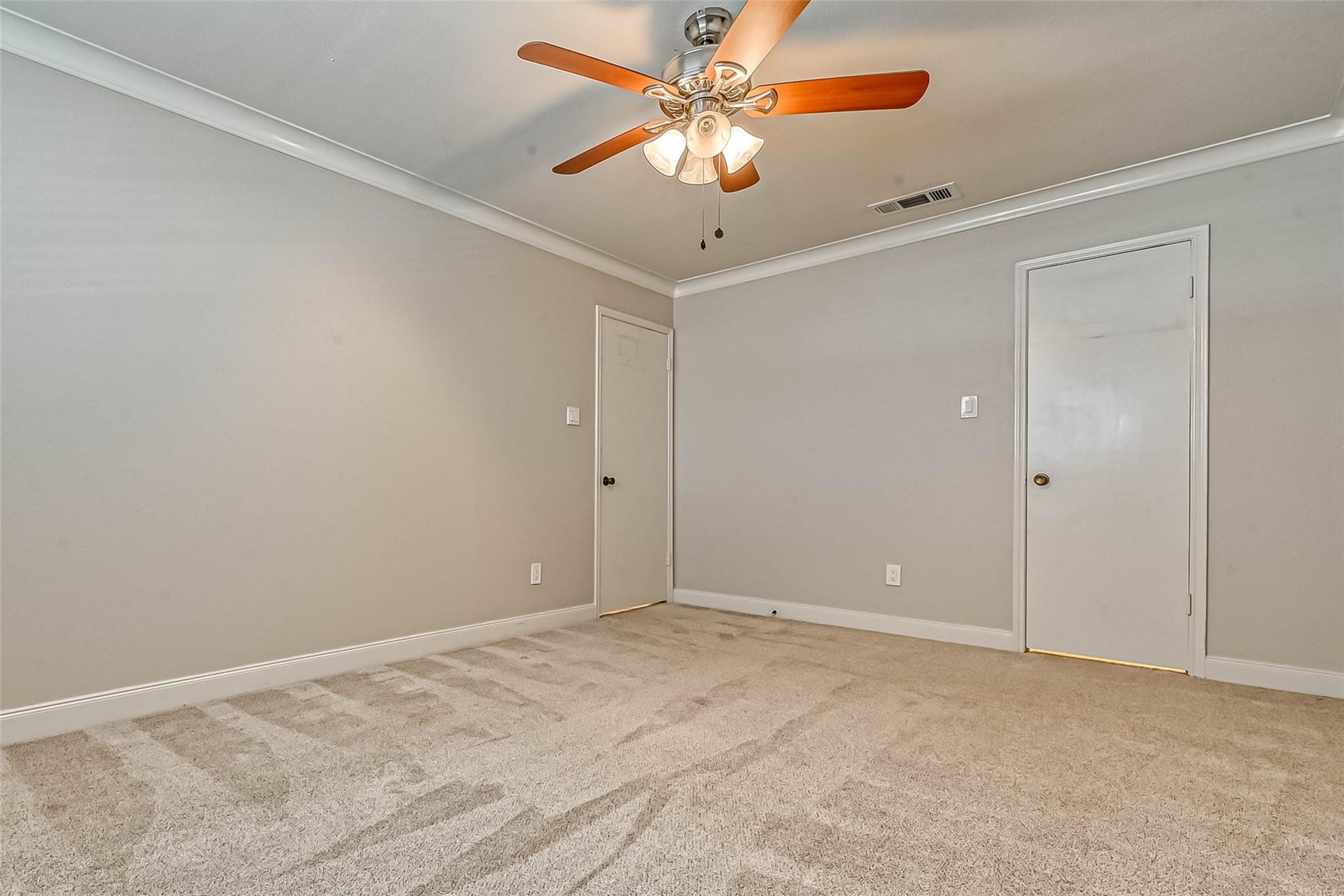 14690 Perthshire Road, Unit A Houston, TX 77079 - Photo 25 of 44