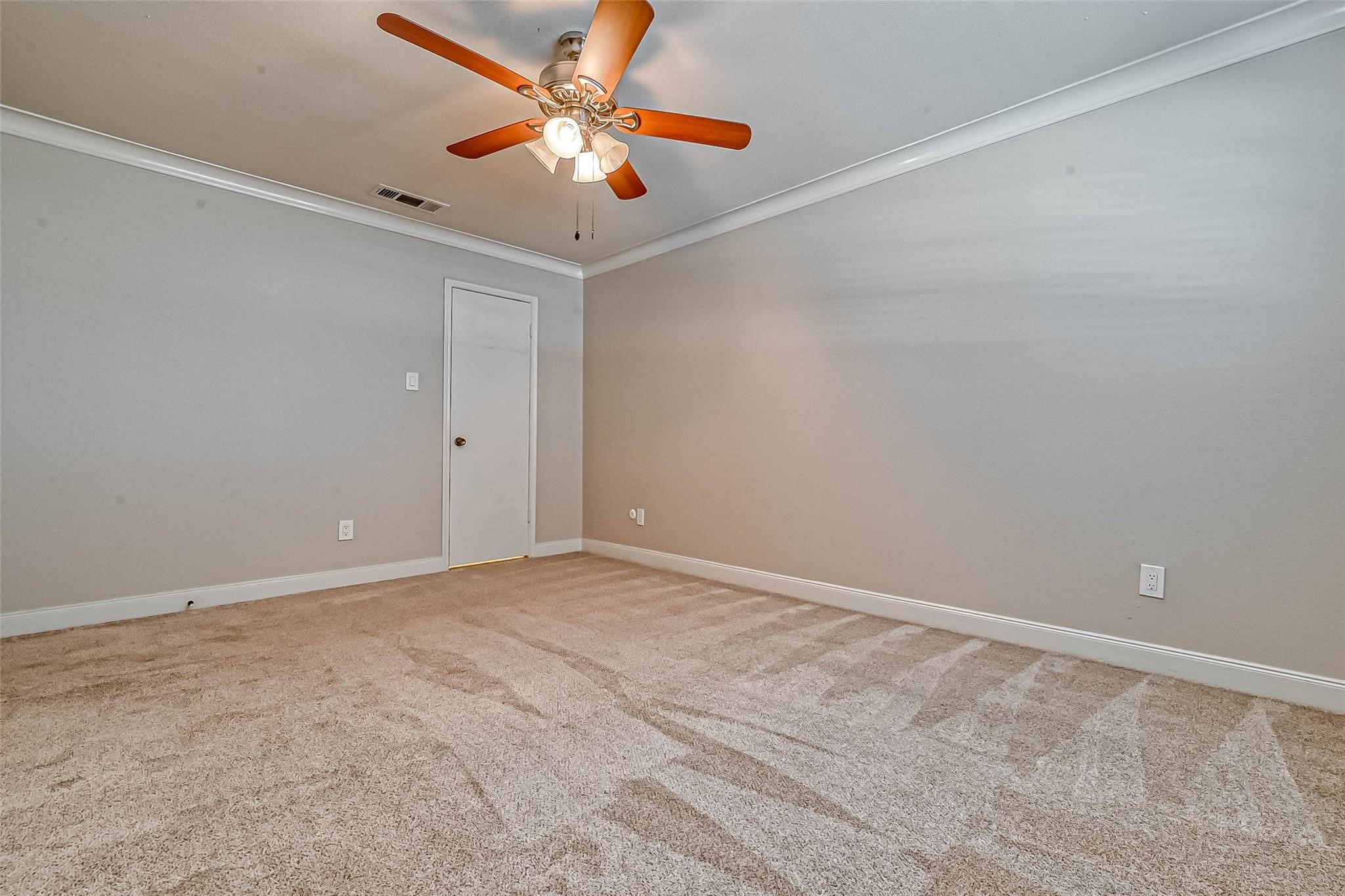 14690 Perthshire Road, Unit A Houston, TX 77079 - Photo 30 of 44