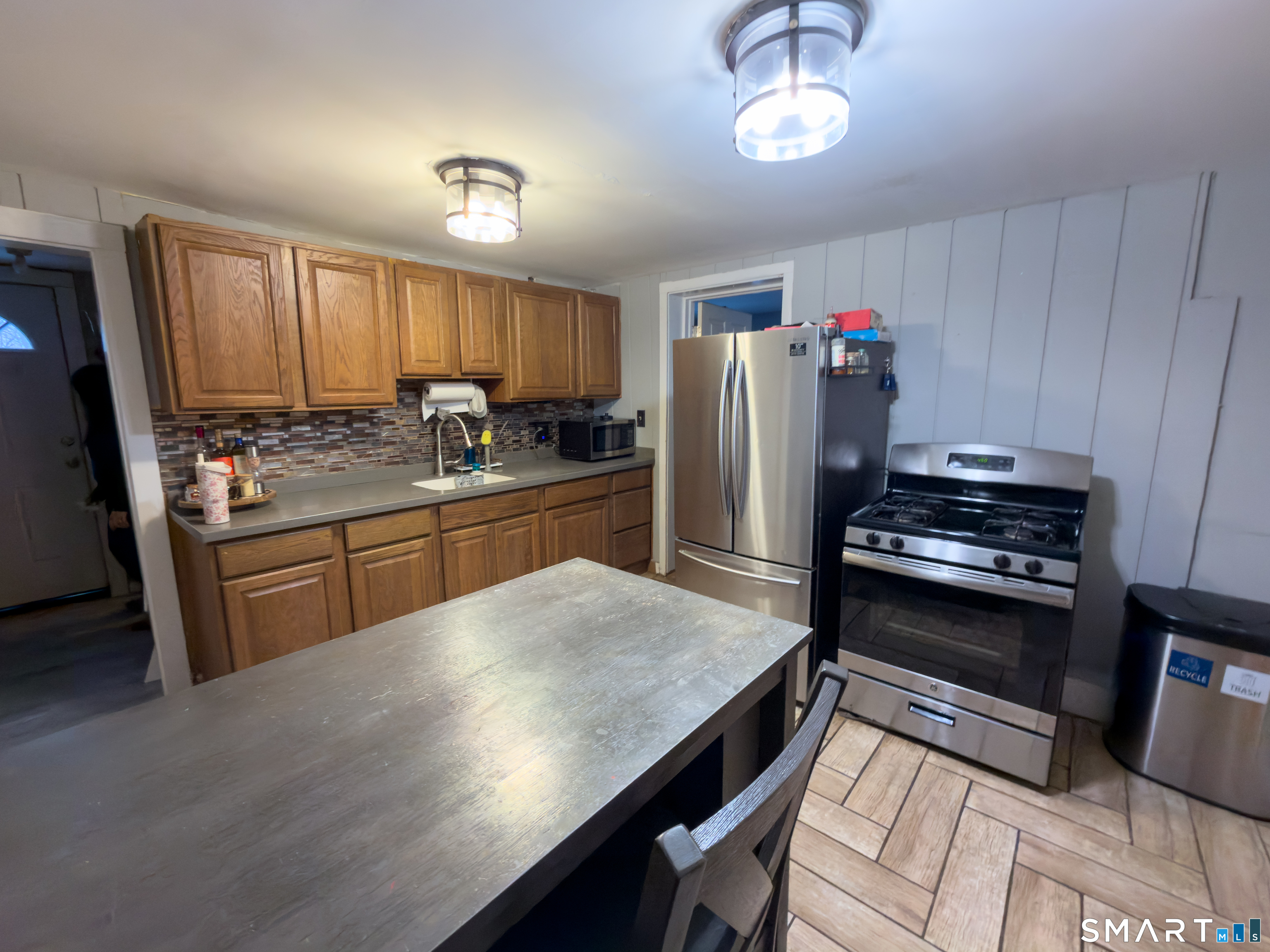 61 Mt Pleasant Street Derby, CT 06418 - Photo 12 of 18