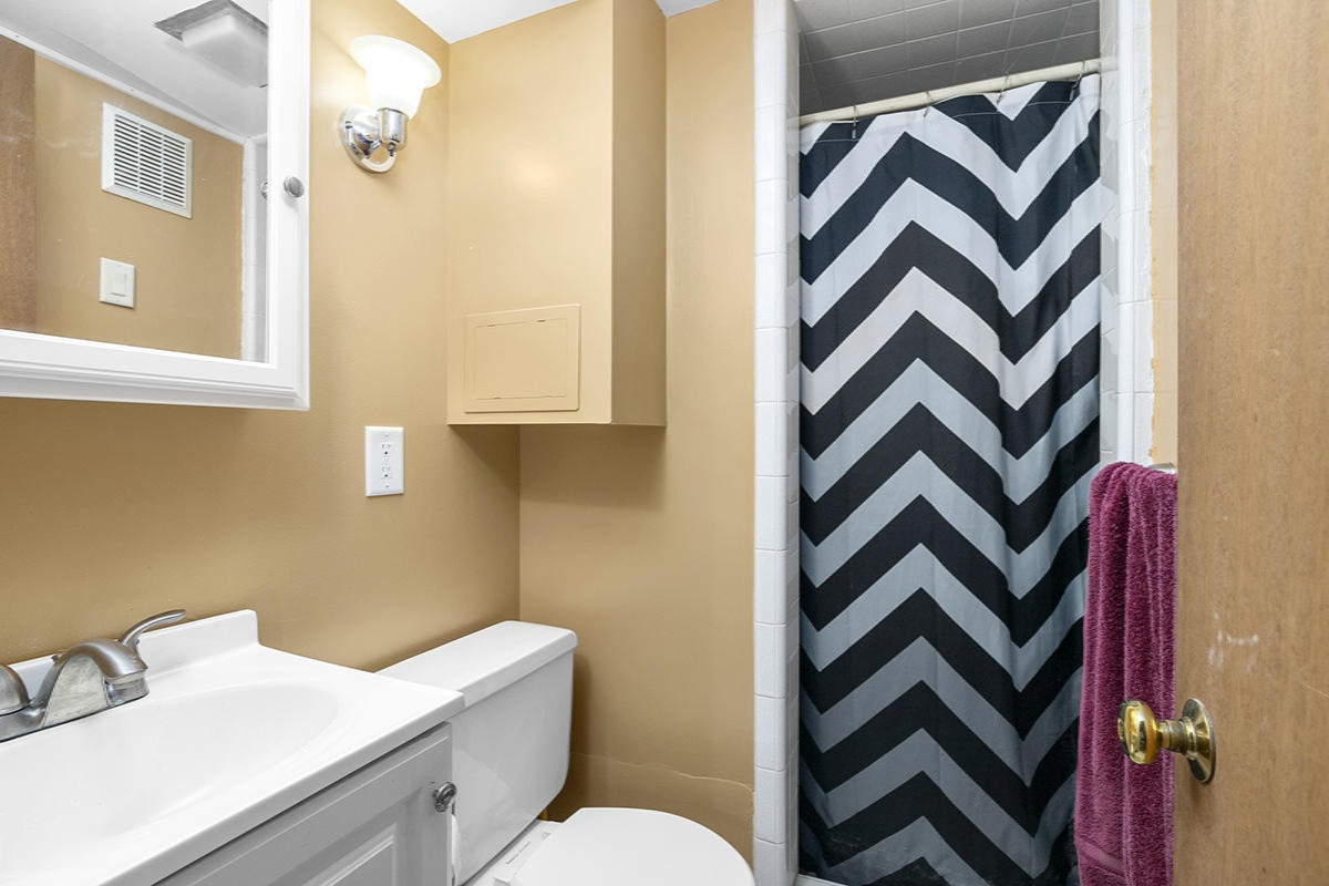 4112 Elizabeth Road Lansing, MI 48917 - Photo 16 of 20 IMG_1015