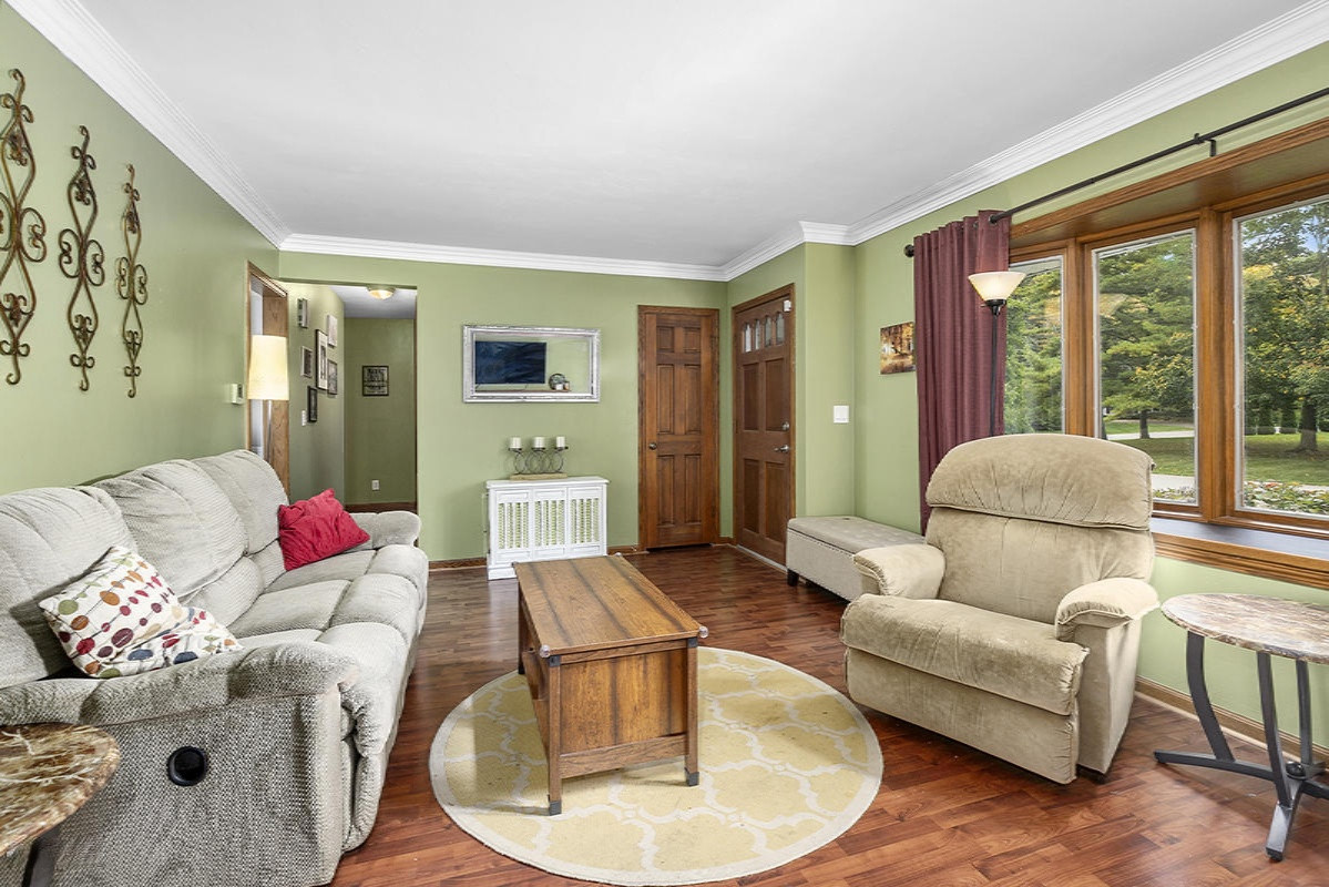 4112 Elizabeth Road Lansing, MI 48917 - Photo 4 of 20 IMG_1003