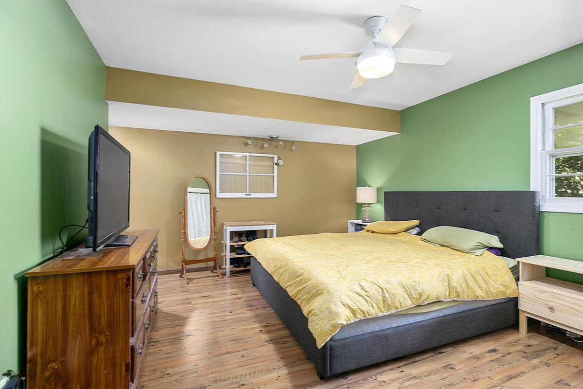 4112 Elizabeth Road Lansing, MI 48917 - Photo 10 of 20 IMG_1009