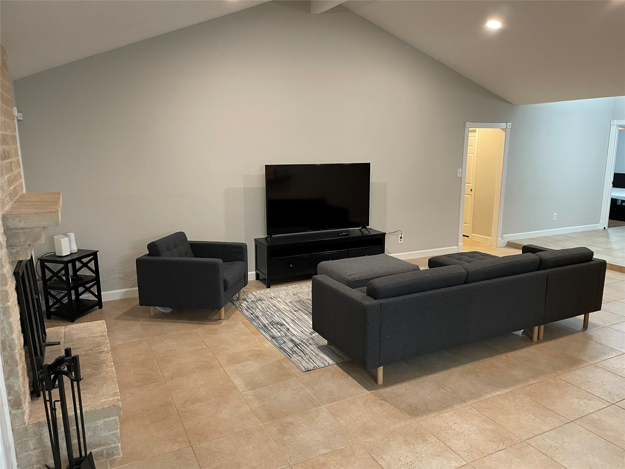 16007 Mill Point Drive Houston, TX 77059 - Photo 14 of 38