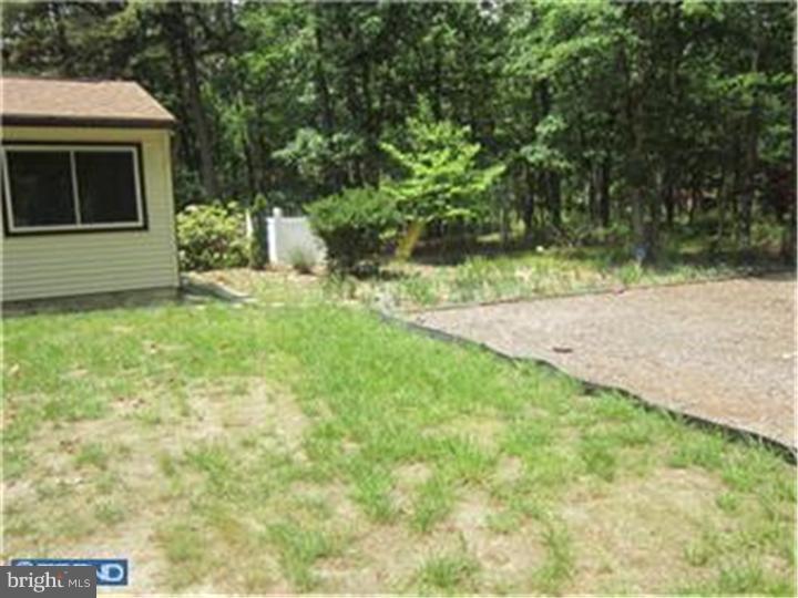 25 Mill Chase Road Southampton, NJ 08088 - Photo 5 of 20 Back Yard