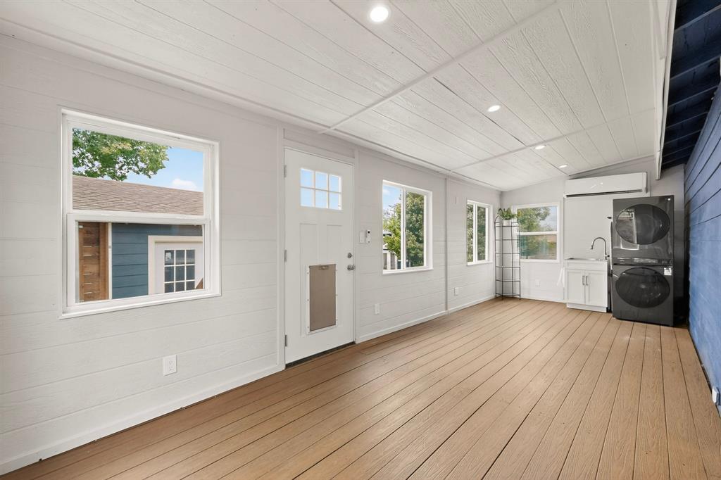 304 East County Line Road Royse City, TX 75189 - Photo 20 of 38 Large air conditioned Sunroom