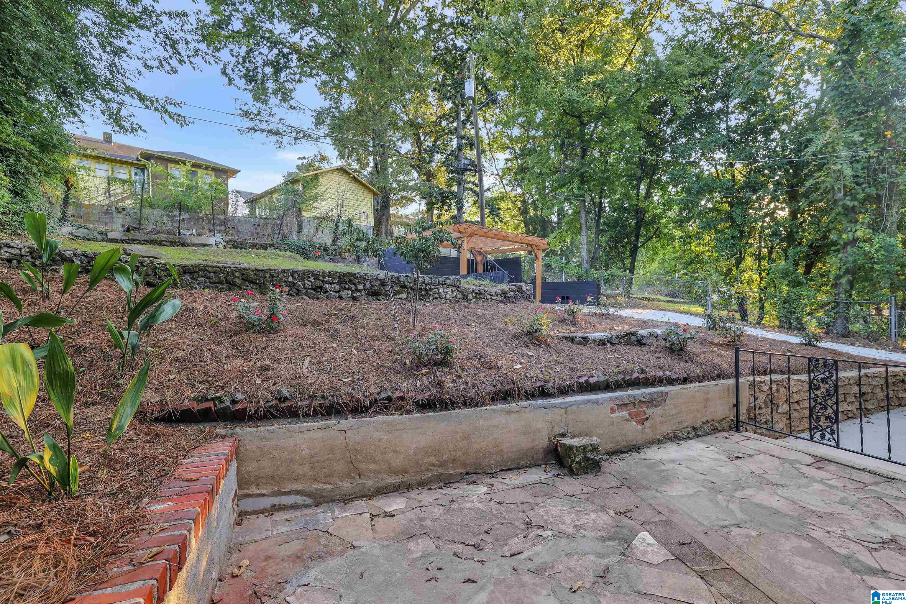 2725 20th Street Southwest Birmingham, AL 35211 - Photo 26 of 27