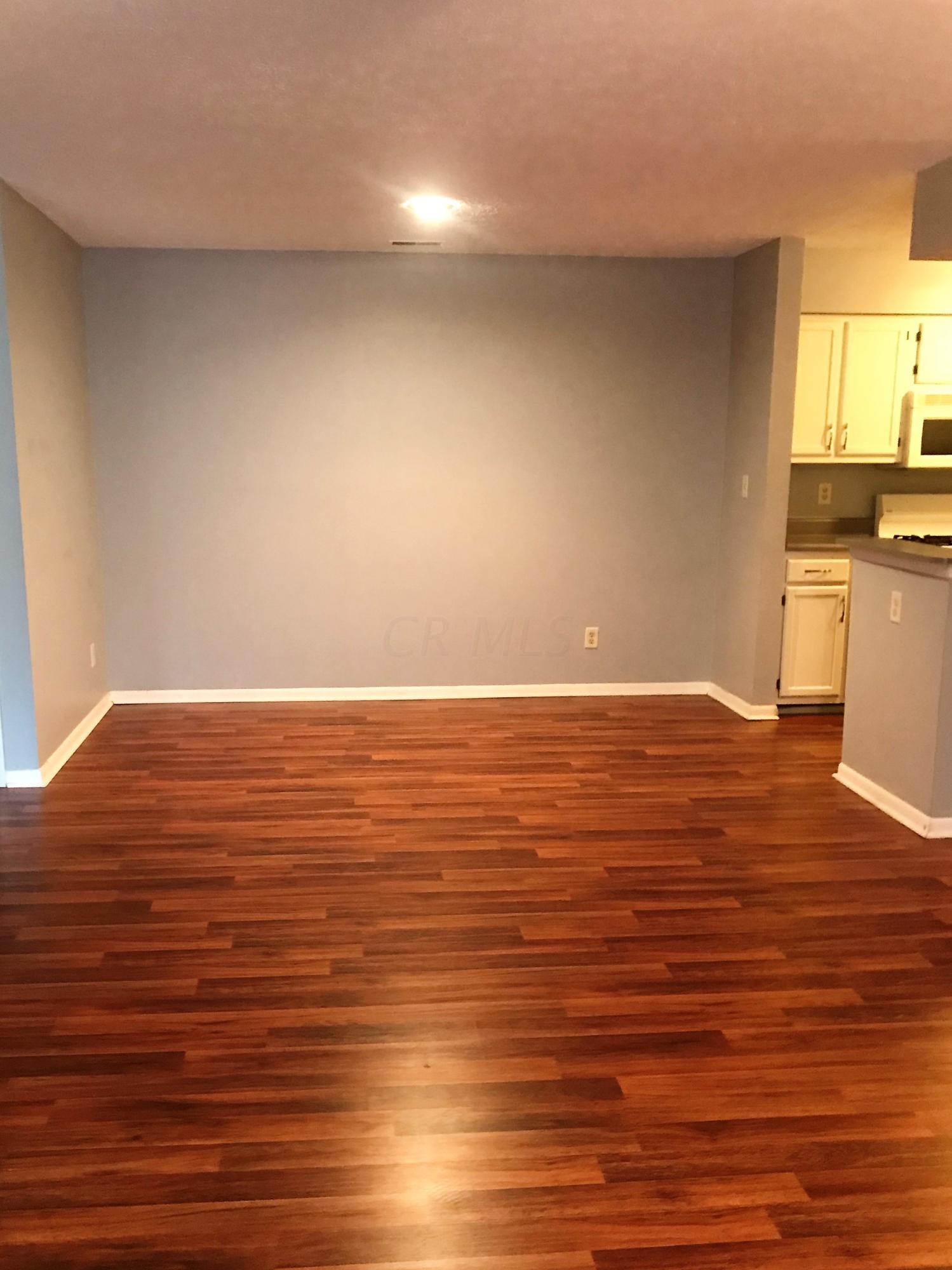 2287 Hedgerow Road, Unit 2287G Columbus, OH 43220 - Photo 5 of 26