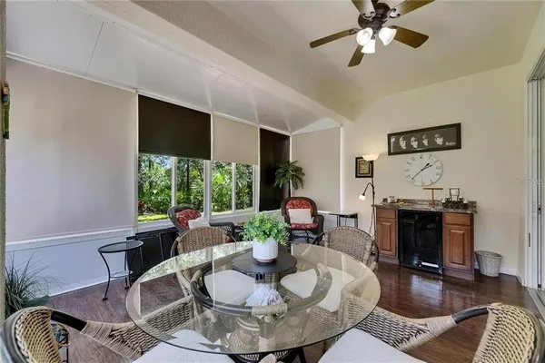 $2,200 | 2068 Sifield Greens Way, Sun City Center, FL 33573