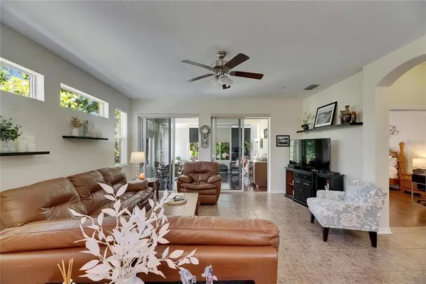$2,200 | 2068 Sifield Greens Way, Sun City Center, FL 33573