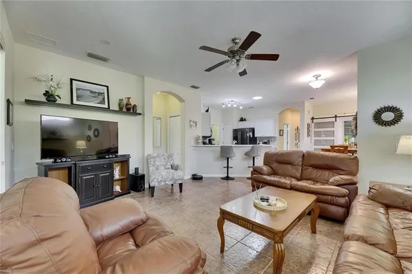$2,200 | 2068 Sifield Greens Way, Sun City Center, FL 33573