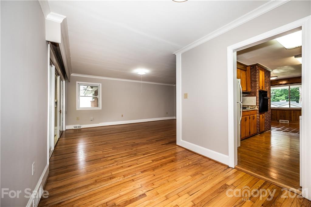 5540 Murrayhill Road Charlotte, NC 28210 - Photo 13 of 42 Gallery Image 13