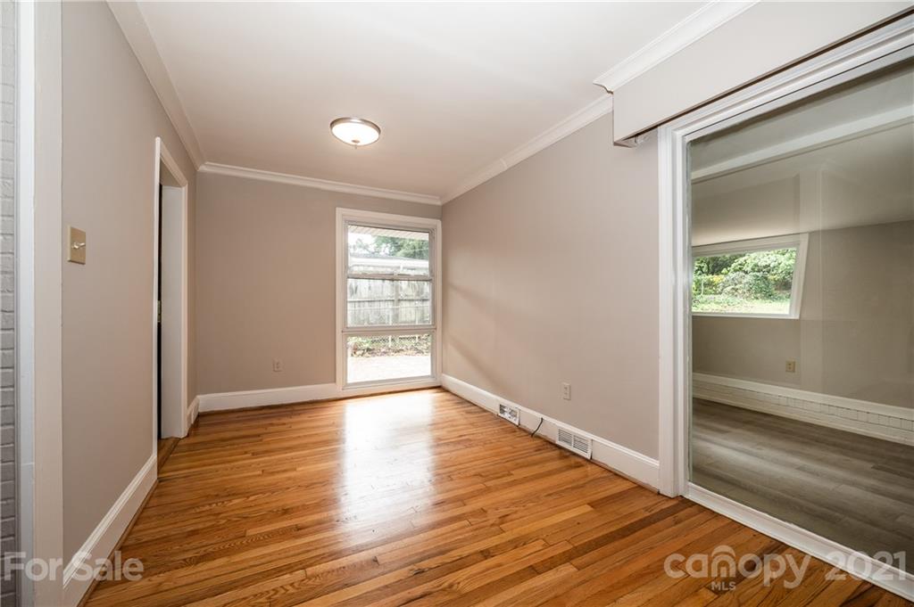 5540 Murrayhill Road Charlotte, NC 28210 - Photo 14 of 42 Gallery Image 14