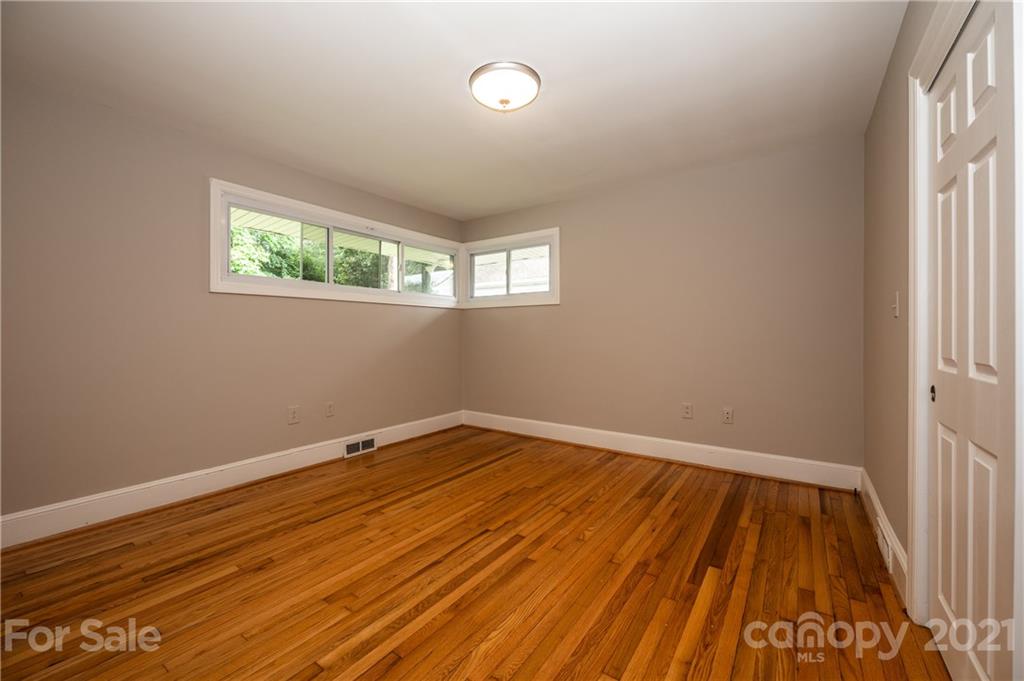 5540 Murrayhill Road Charlotte, NC 28210 - Photo 25 of 42 Gallery Image 25