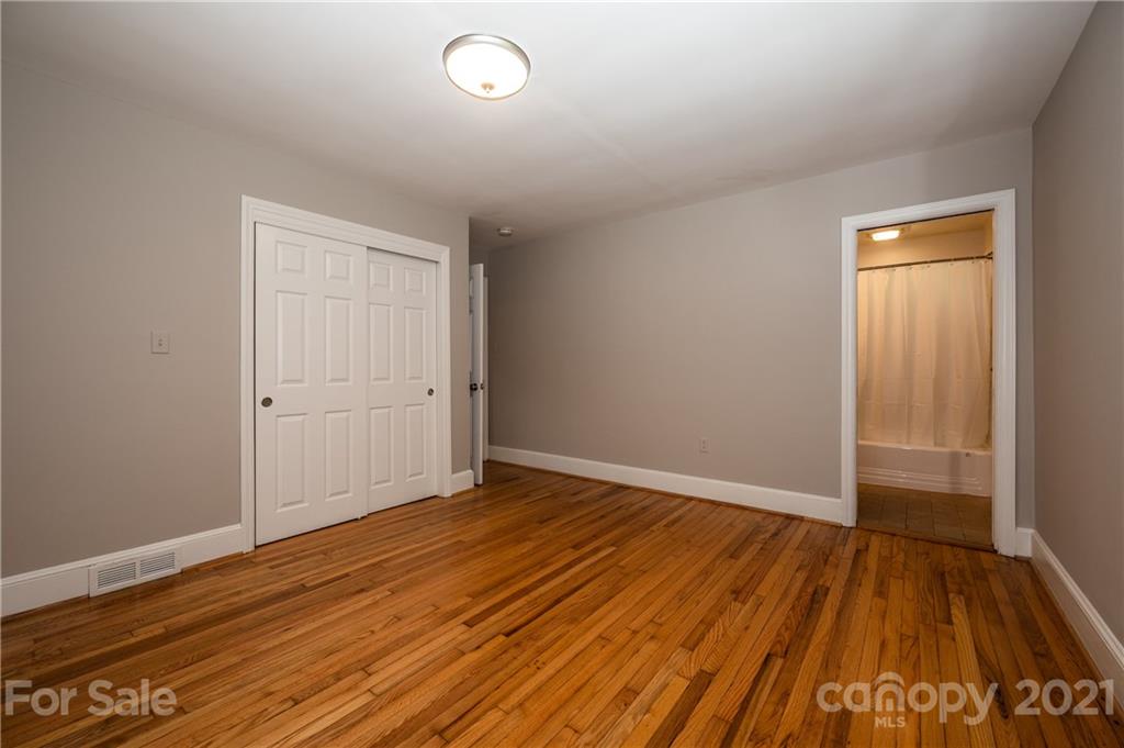5540 Murrayhill Road Charlotte, NC 28210 - Photo 26 of 42 Gallery Image 26