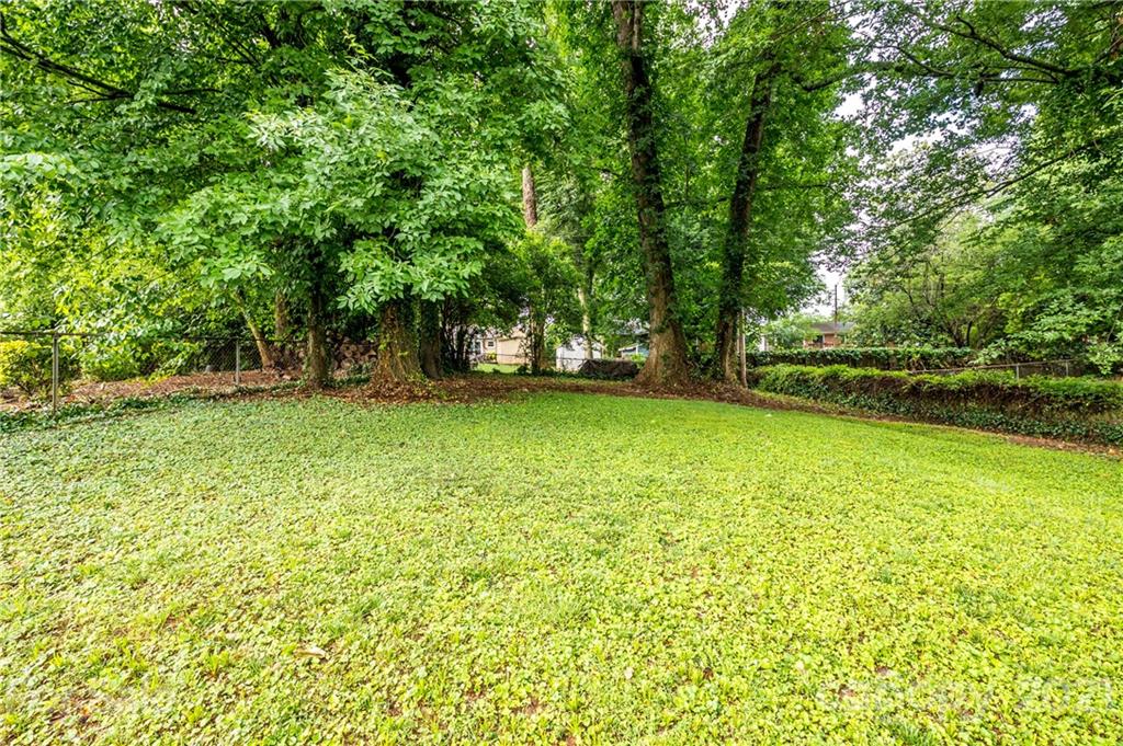 5540 Murrayhill Road Charlotte, NC 28210 - Photo 32 of 42 Gallery Image 32