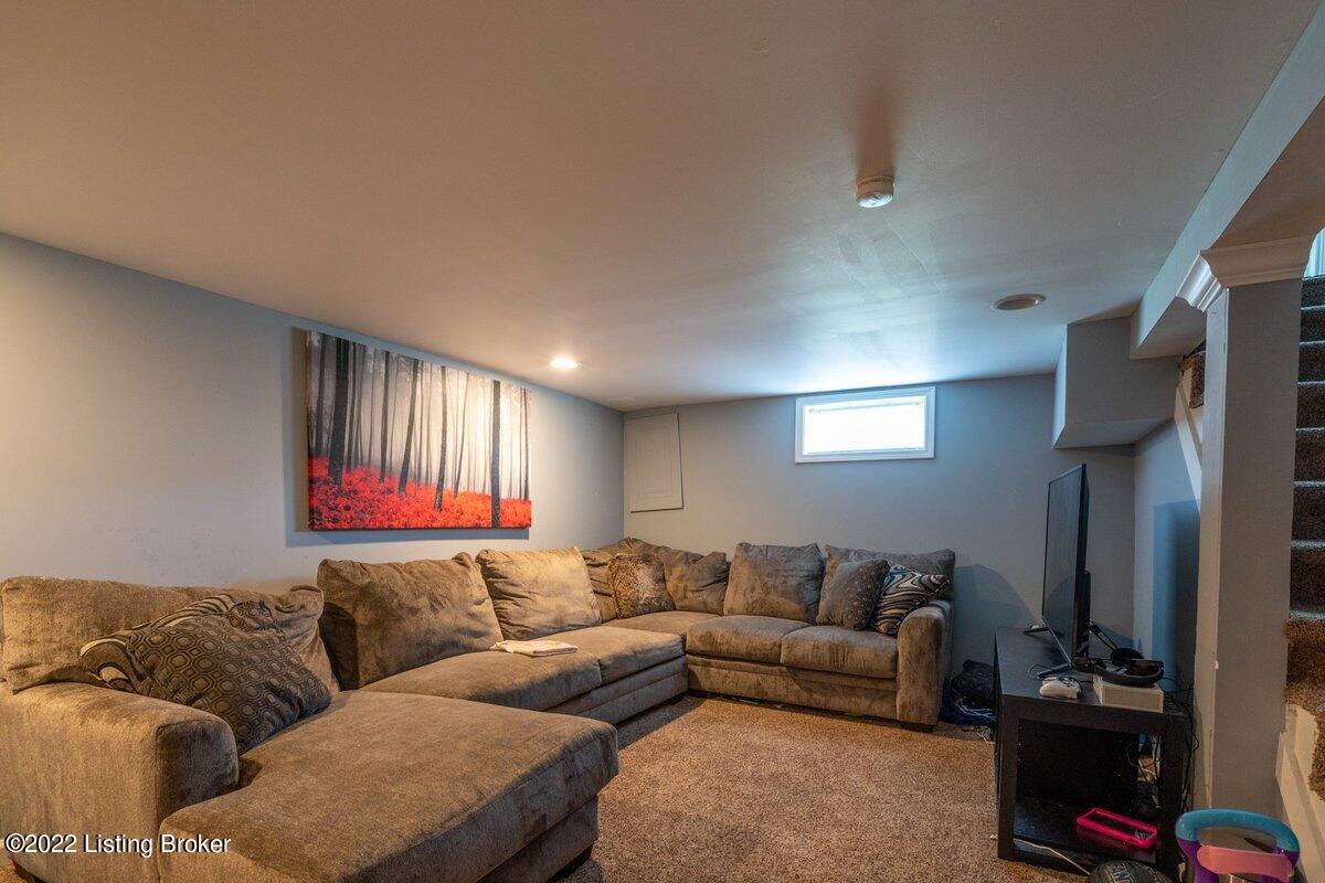 5503 Mcdeane Road Louisville, KY 40216 - Photo 18 of 28 Basement 2