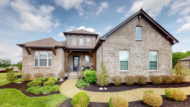 $1,097,000 | 928 Vinings Boulevard, Gallatin, TN 37066