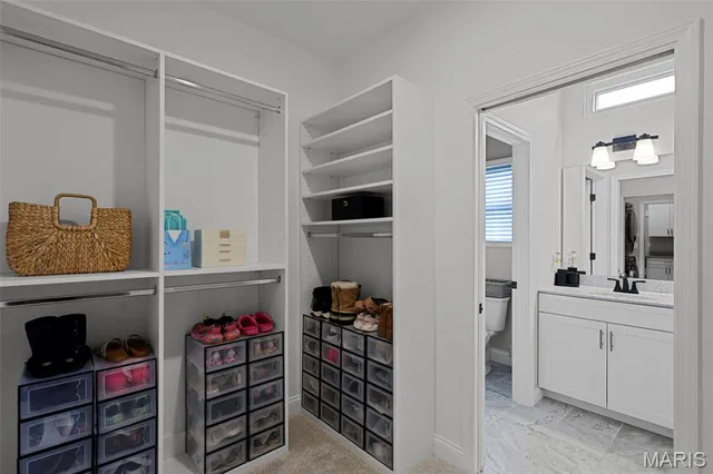 $467,500 | 1468 Guilford Place, Troy, IL 62294