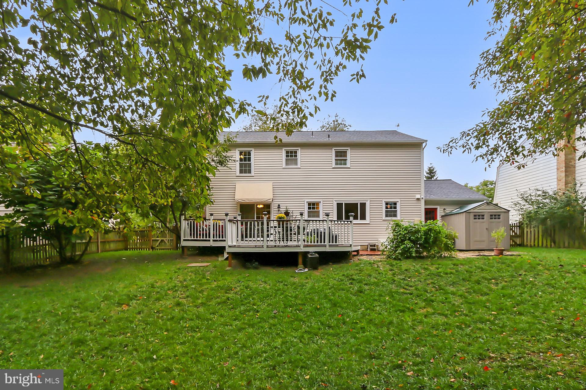 8108 Viola Street Springfield, VA 22152 - Photo 47 of 61 Rear of home and back yard