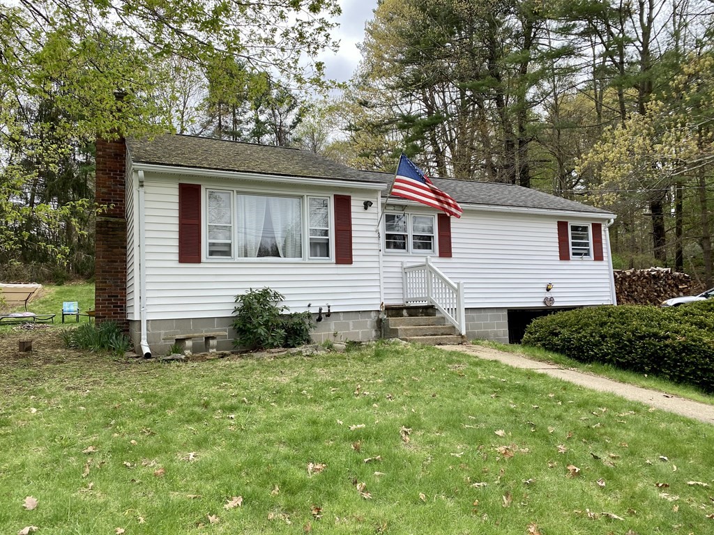 71 Southbridge Road Dudley, MA 01571 - Photo 1 of 21 Gallery Image 1