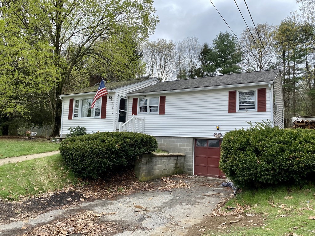 71 Southbridge Road Dudley, MA 01571 - Photo 3 of 21 Gallery Image 3