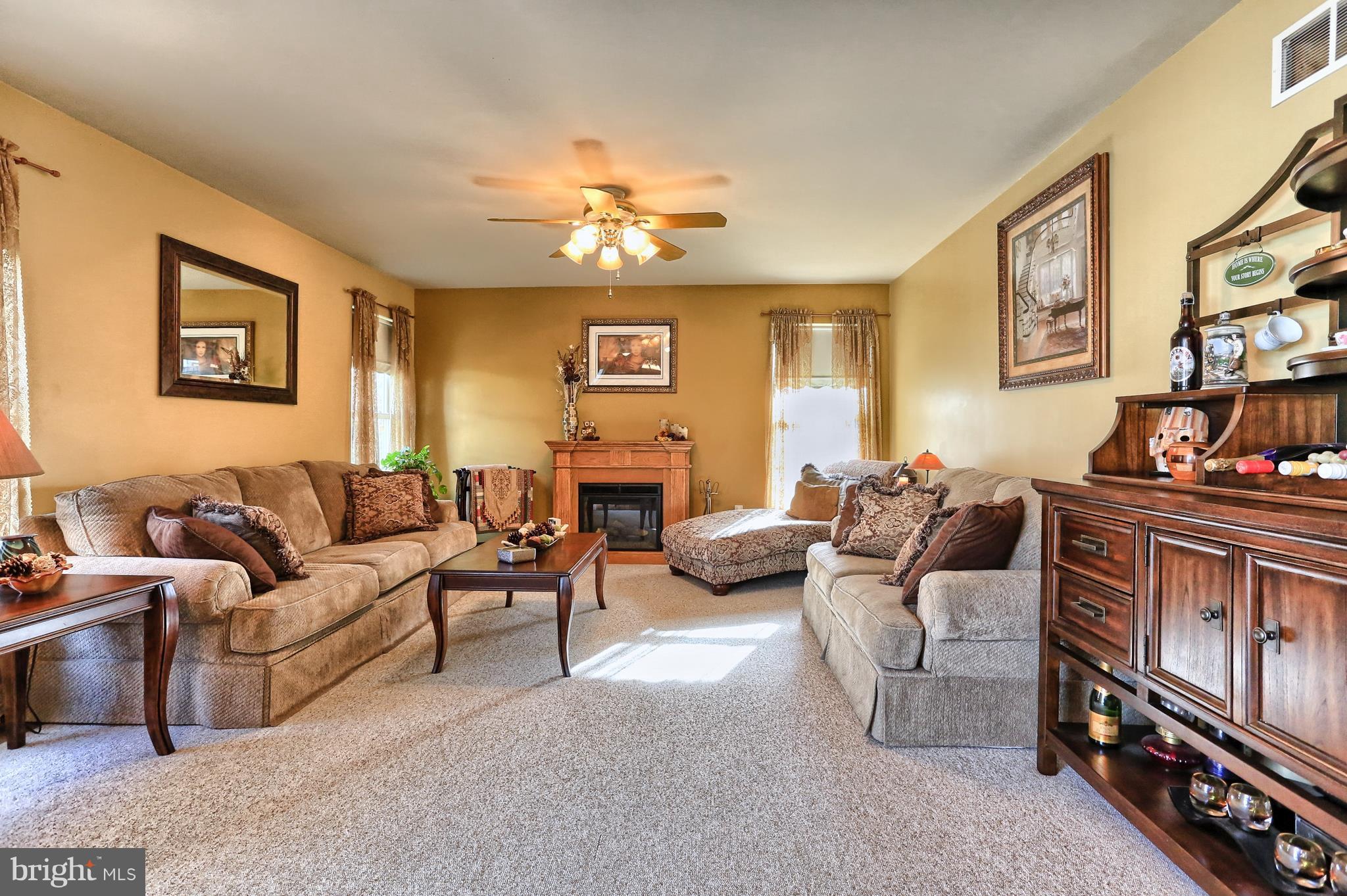 1003 Gullo Road New Windsor, MD 21776 - Photo 6 of 30 Family Room