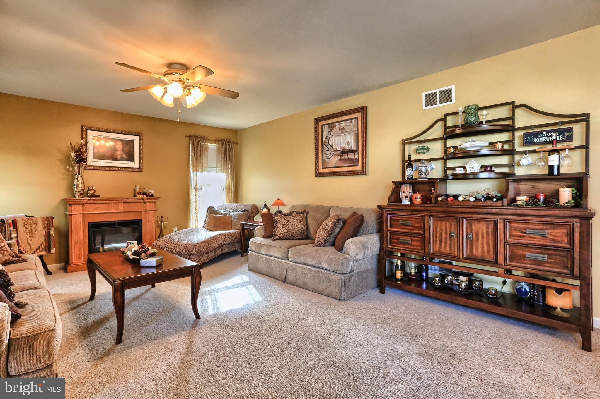 1003 Gullo Road New Windsor, MD 21776 - Photo 7 of 30 Family Room