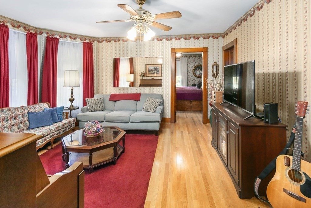 256 Main Street Spencer, MA 01562 - Photo 22 of 41