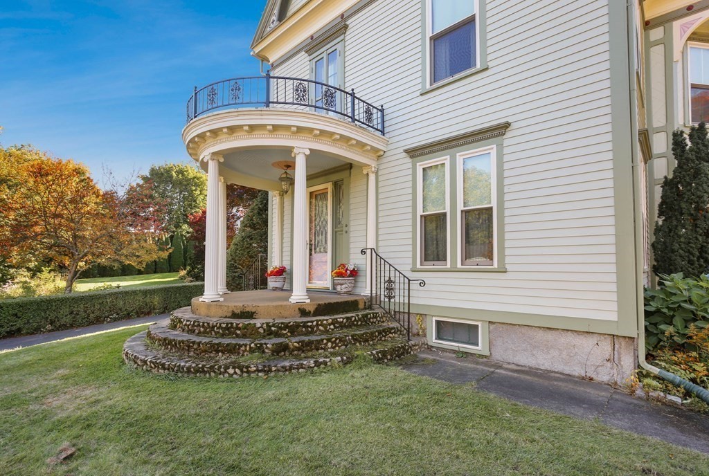 256 Main Street Spencer, MA 01562 - Photo 5 of 41