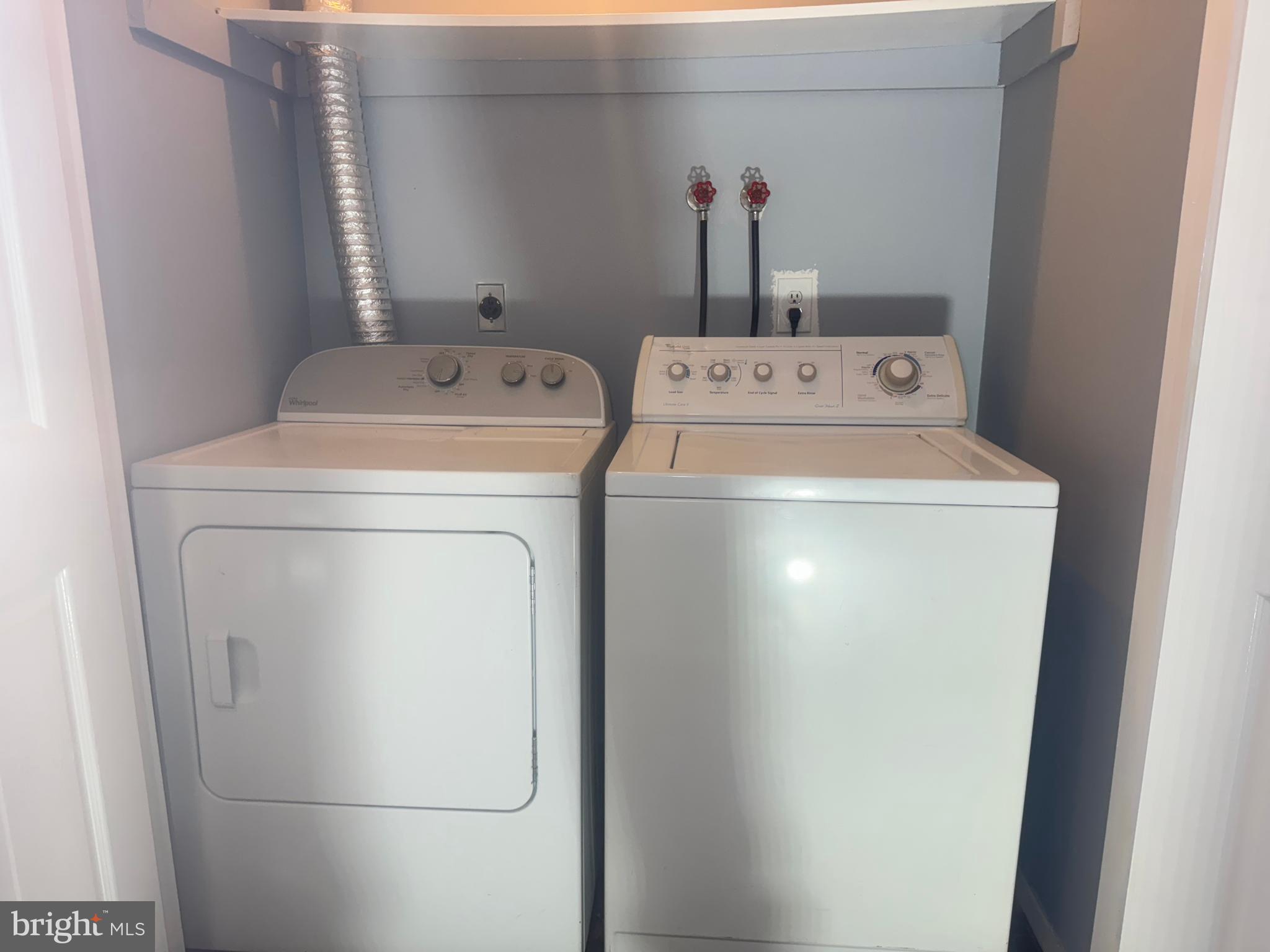 3414 Lansdowne Court Edgewood, MD 21040 - Photo 15 of 40 washer and dryer