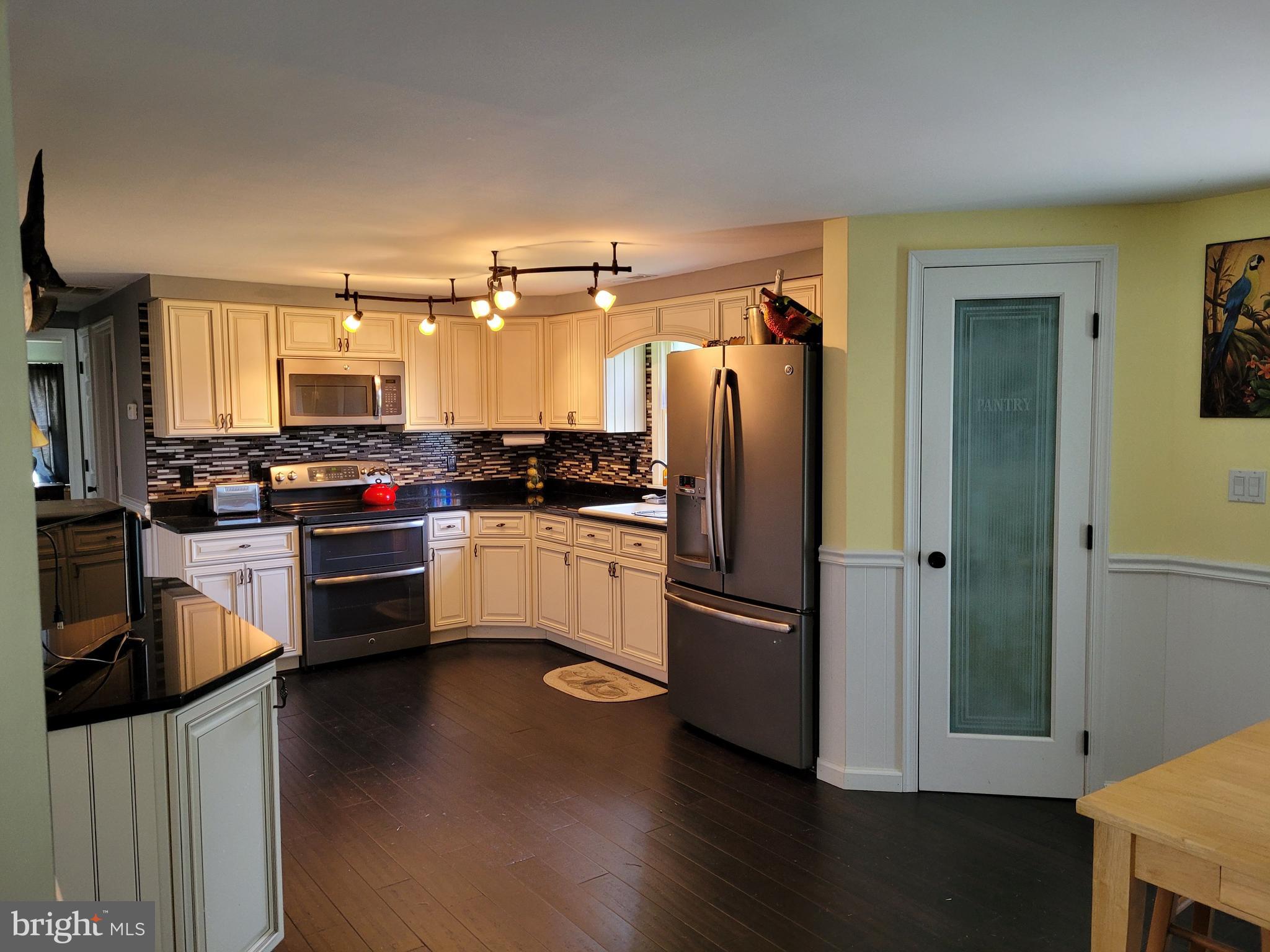 5195 Debra Road Marion Station, MD 21838 - Photo 19 of 32 Pantry