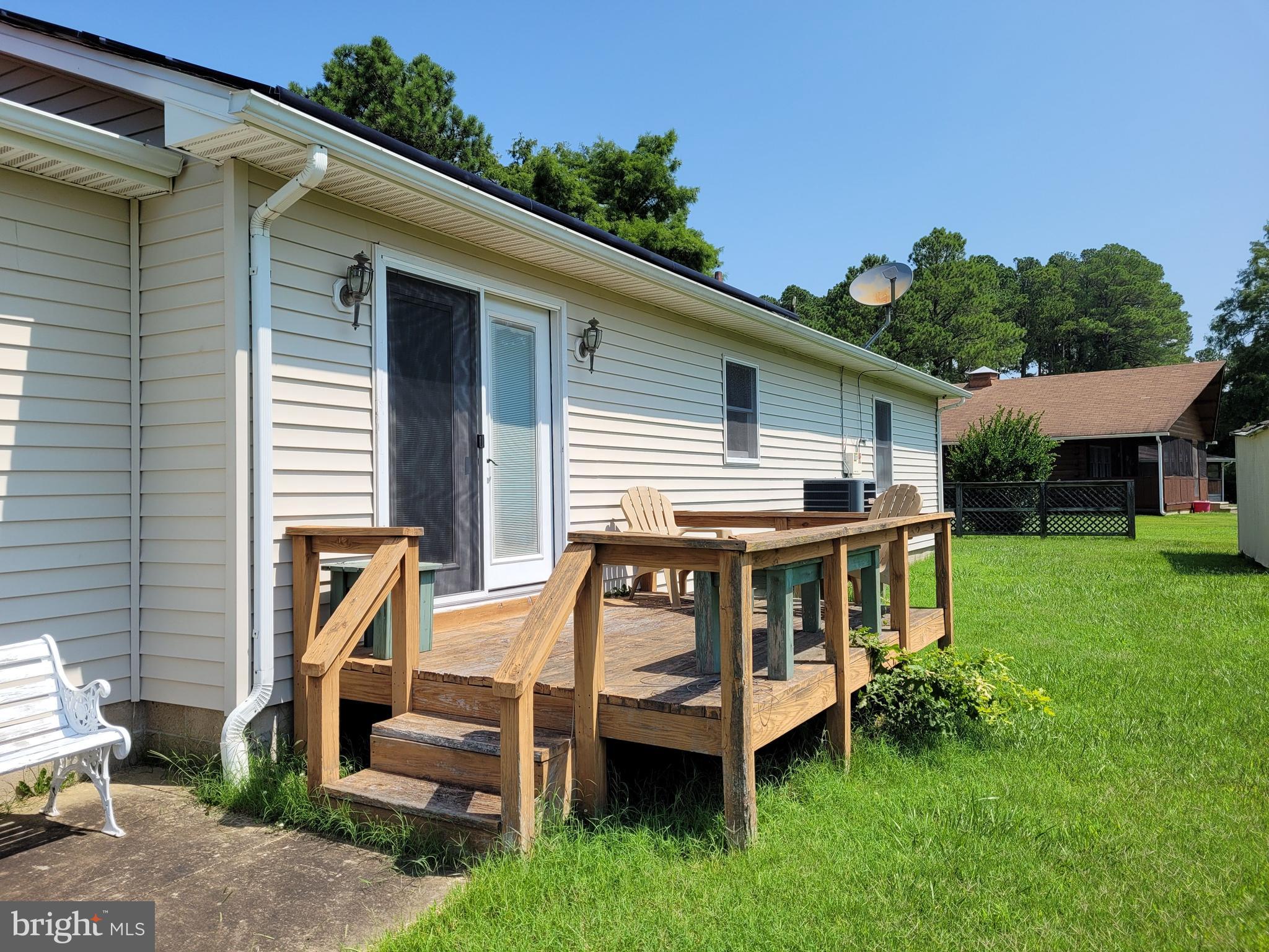 5195 Debra Road Marion Station, MD 21838 - Photo 29 of 32 Deck & patio