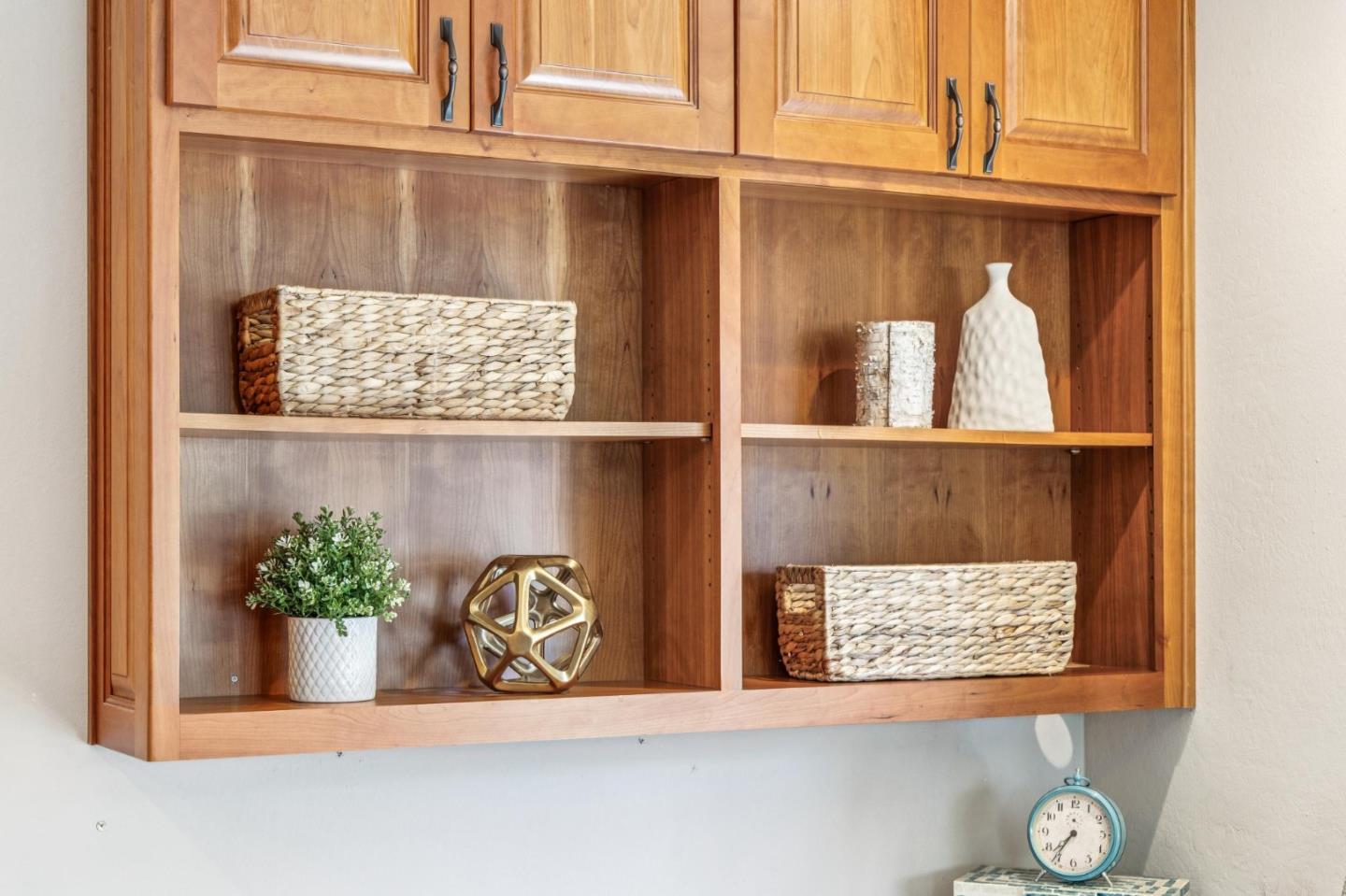 94 Flynn Avenue, Unit D Mountain View, CA 94043 - Photo 8 of 21 a view of a window