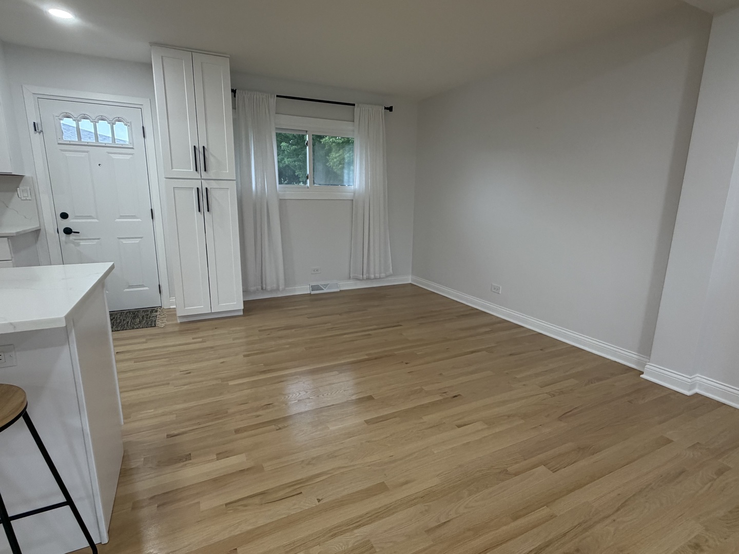 1801 East Aztec Lane Mount Prospect, IL 60056 - Photo 8 of 22
