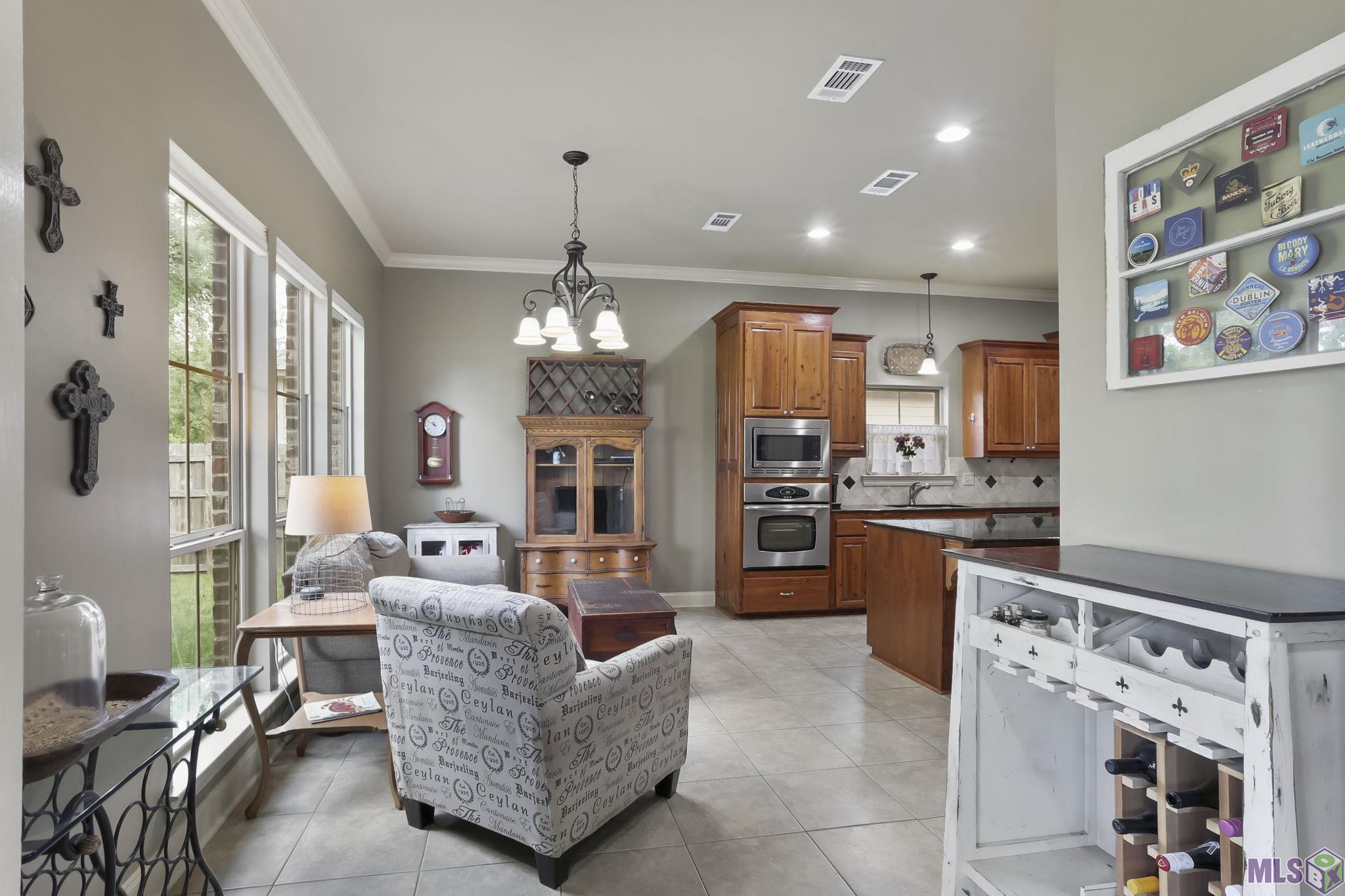 5826 Nature Trail Drive Baton Rouge, LA 70817 - Photo 7 of 24