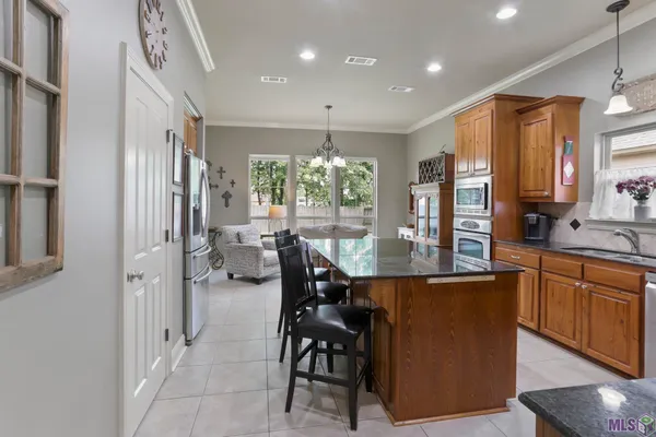 $535,000 | 5826 Nature Trail Drive, Baton Rouge, LA 70817