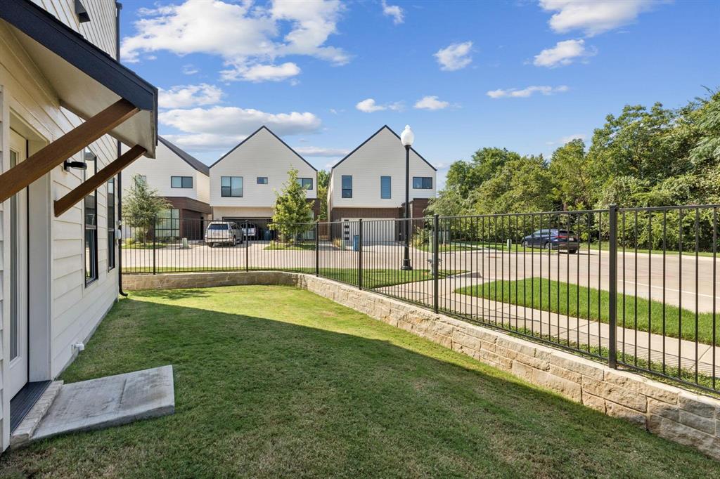 305 Tillery Circle Grapevine, TX 76051 - Photo 34 of 37