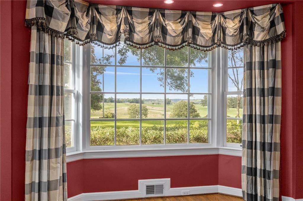 169 Country Club Road Sewickley, PA 15143 - Photo 5 of 39