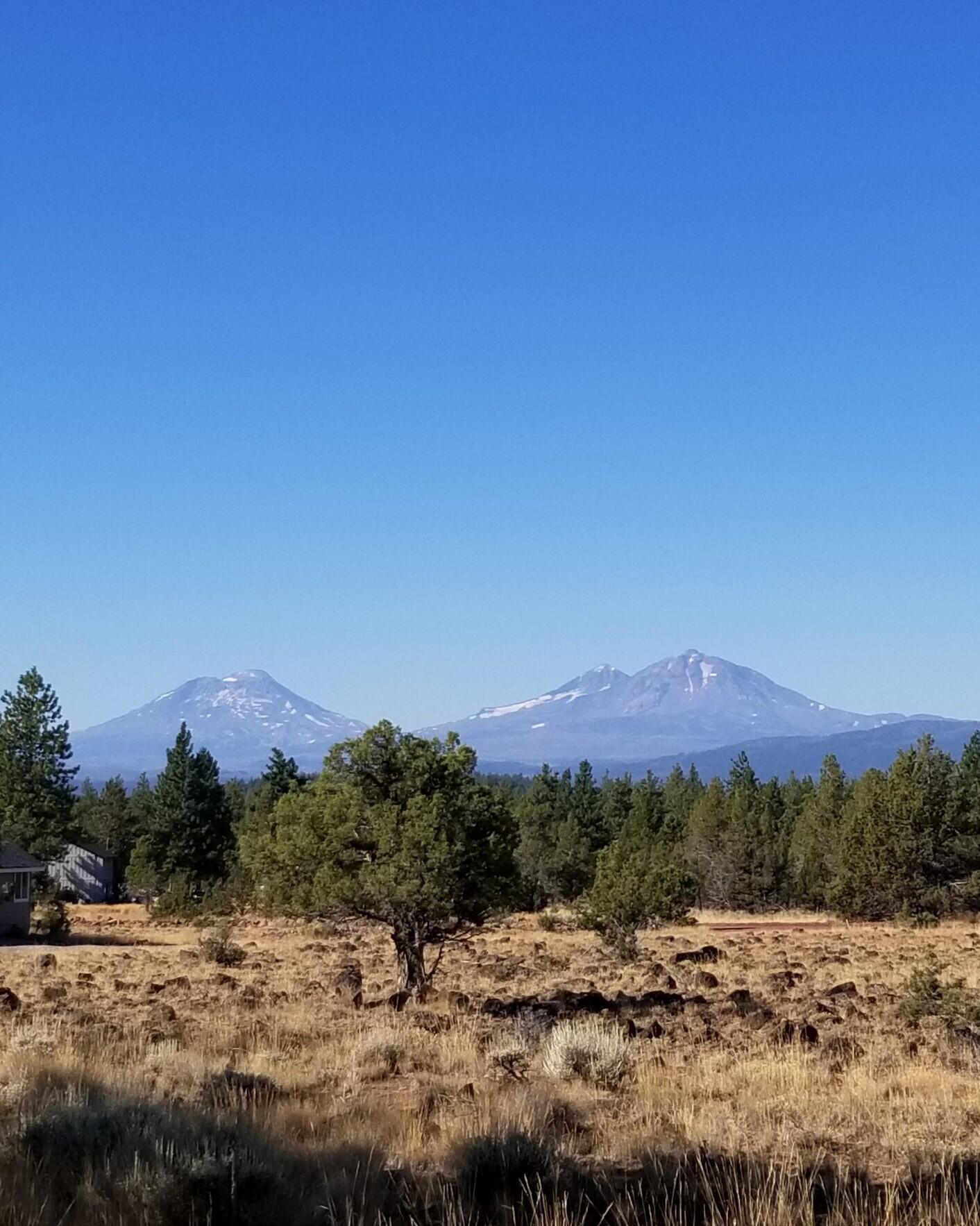 69580 Pine Ridge Drive Sisters, OR 97759 - Photo 2 of 18