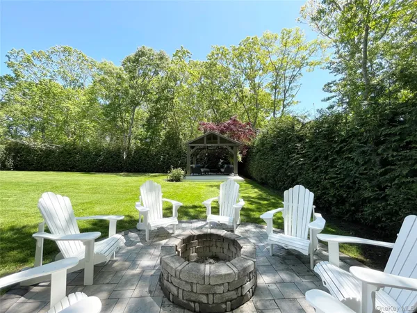 $1,450,000 | 15 Palo Alto Drive, Hampton Bays, NY 11946
