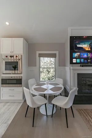 $1,450,000 | 15 Palo Alto Drive, Hampton Bays, NY 11946