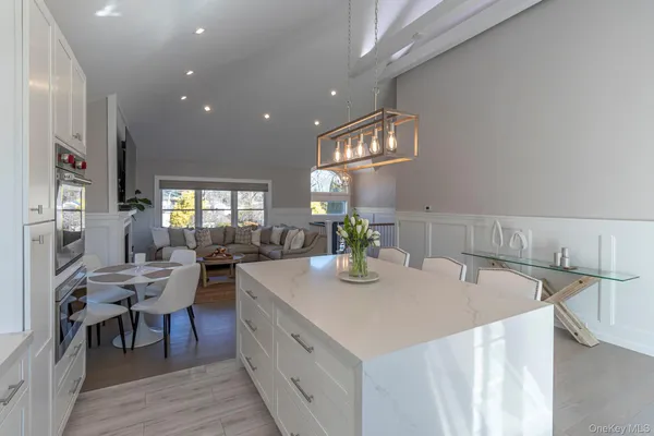 $1,450,000 | 15 Palo Alto Drive, Hampton Bays, NY 11946