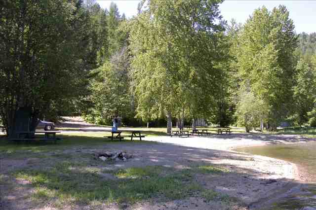 4099 Tamarack Bay Road Loon Lake, WA 99148 - Photo 5 of 9 Gallery Image 5