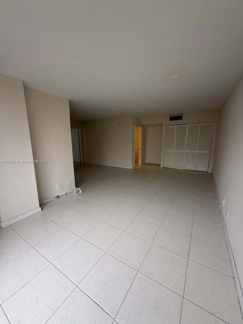 16919 North Bay Road, Unit 507 Sunny Isles Beach, FL 33160 - Photo 23 of 28 Photo 23