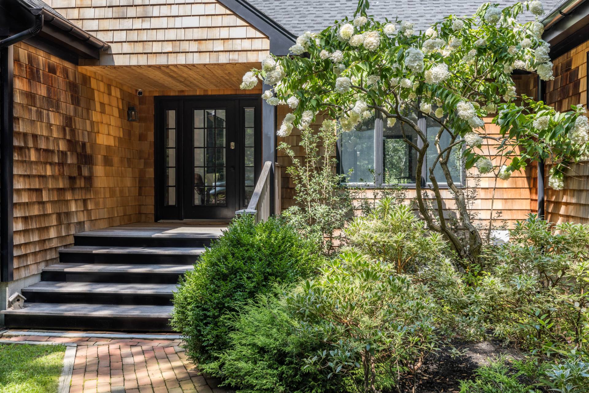 163 Talmage Farm Lane East Hampton, NY 11937 - Photo 7 of 19 a view of a house with a yard