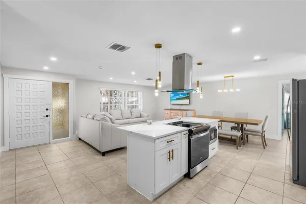 $499,900 | 3370 Harbor Lake Drive, Largo, FL 33770